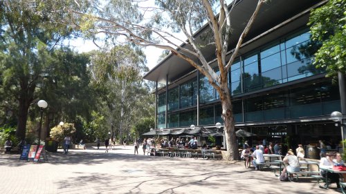 ウーロンゴン大学 University Of Wollongong