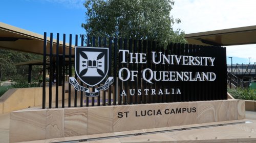 The University of Queensland St Lucia Campusの看板