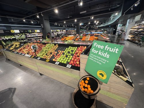 Woolworths Metro（Kelvin Grove Urban Village 内）――留学生の日常の食材・日用品調達の中心施設